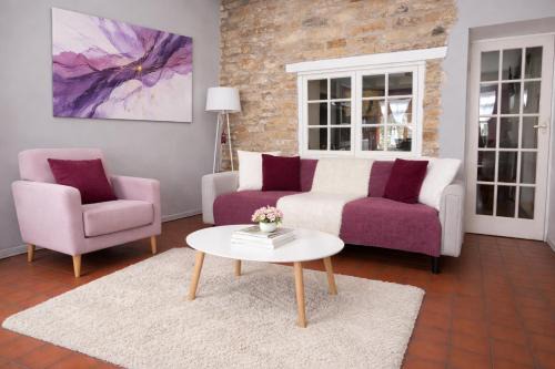 Exton House | 10 Pudding Bag Lane