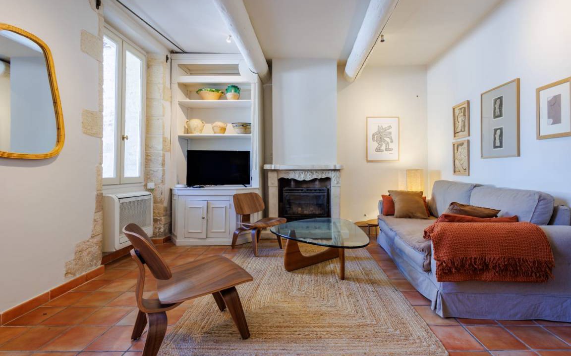 Villeneuve-les-Avignon House | 100 m² House ∙ 2 bedrooms ∙ 4 guests