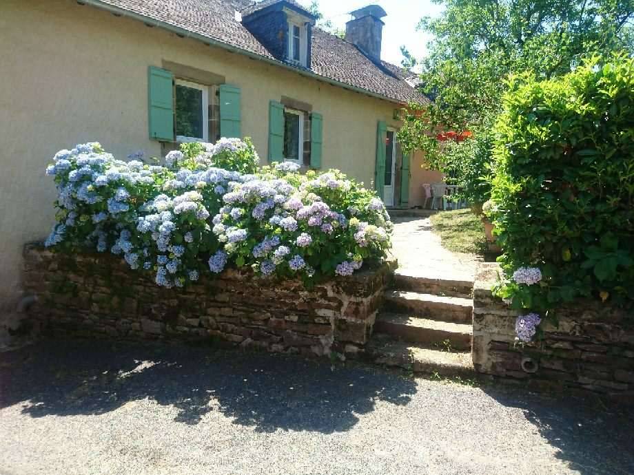 Albignac House | 110 m² Gîte ∙ 3 bedrooms ∙ 6 guests