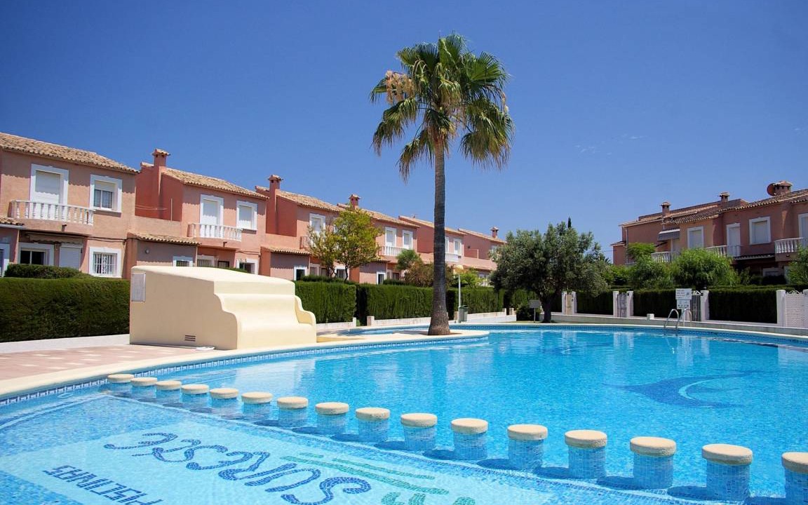 Els Poblets House | 113 Campo Olivar, 501