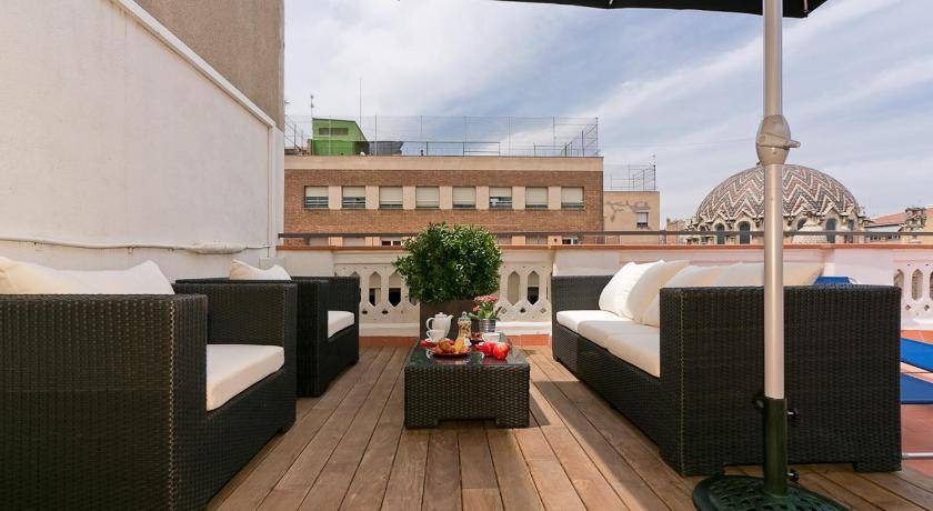 Eixample Apartment | 131 m² Apartment ∙ 3 bedrooms ∙ 8 guests