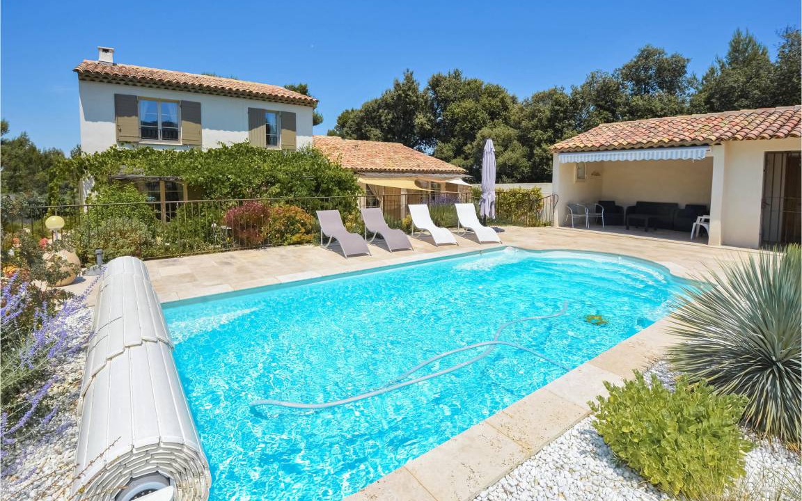 Eygalieres House | 147 m² House ∙ 4 bedrooms ∙ 8 guests