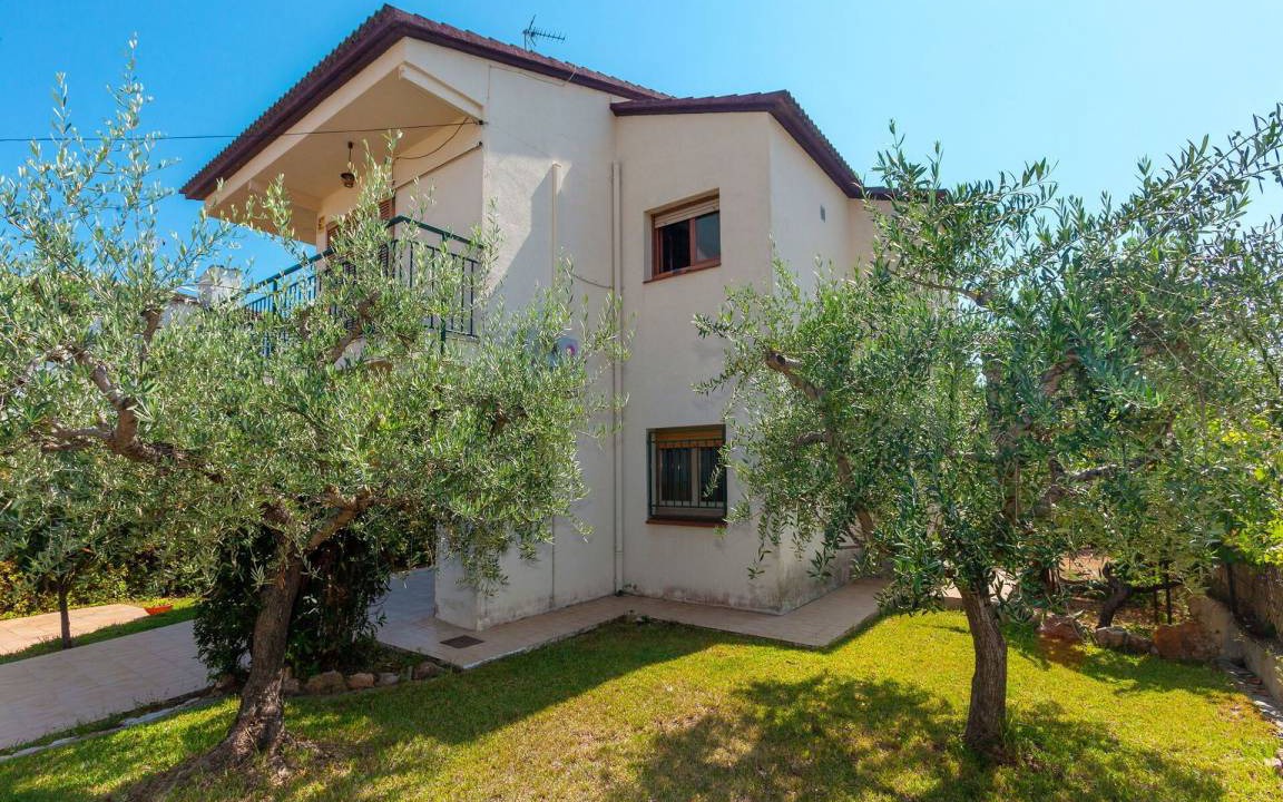 Creixell Other | 170 m² Accommodation ∙ 4 bedrooms ∙ 8 guests