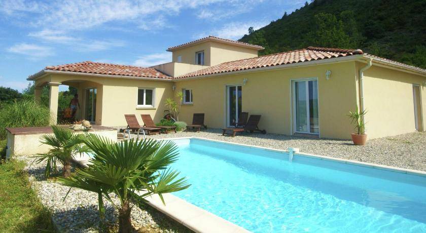 Les Vans Resort | 188 m² Resort ∙ 4 bedrooms ∙ 8 guests