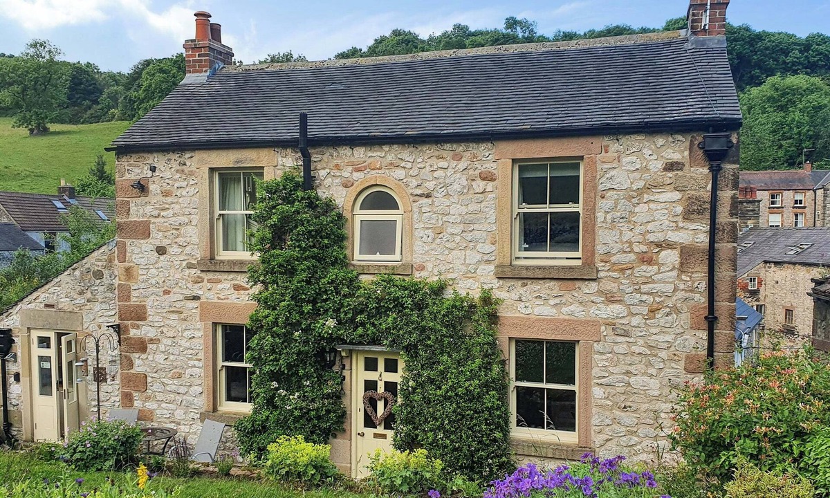 Bonsall Cottage | 2 bedroom accommodation in Bonsall, near Matlock