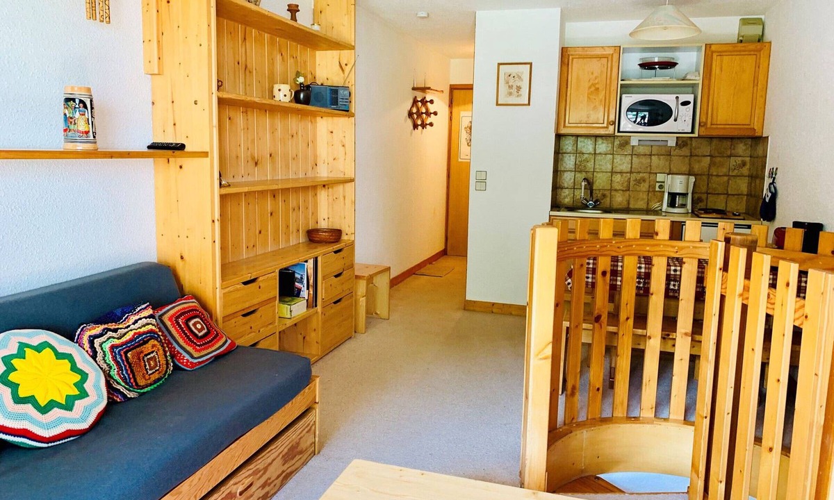 Val-d'Isere Apartment | 2-room apartment in Val d'Isère, near center and slopes, 4 people, ski locker