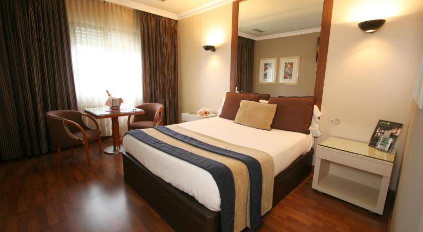 Mos Hotel | 20 m² Motel ∙ 2 guests