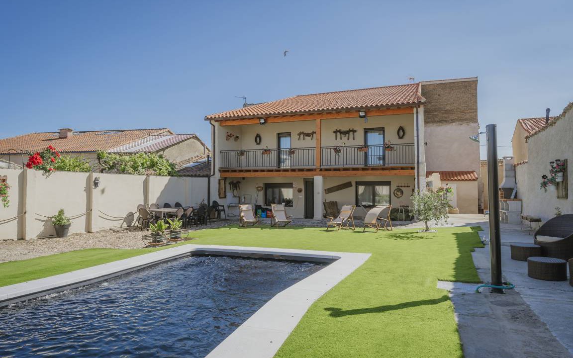 Moraleja del Vino House | 200 m² House ∙ 5 bedrooms ∙ 10 guests