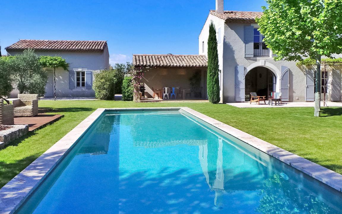 Eygalieres House | 200 m² House ∙ 4 bedrooms ∙ 10 guests