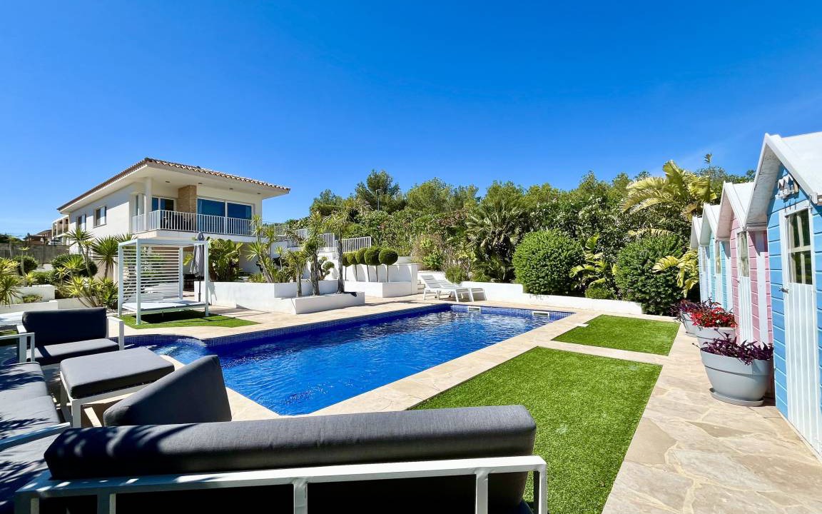 El Perello Villa | 240 m² Villa ∙ 5 bedrooms ∙ 12 guests
