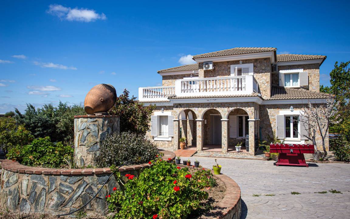 Torre de Miguel Sesmero House | 250 m² House ∙ 4 bedrooms ∙ 8 guests