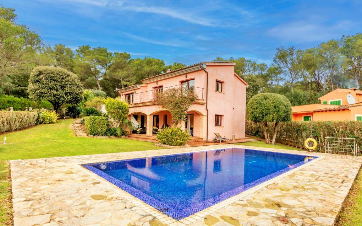 Crestatx Villa | 268 m² Villa ∙ 5 bedrooms ∙ 10 guests