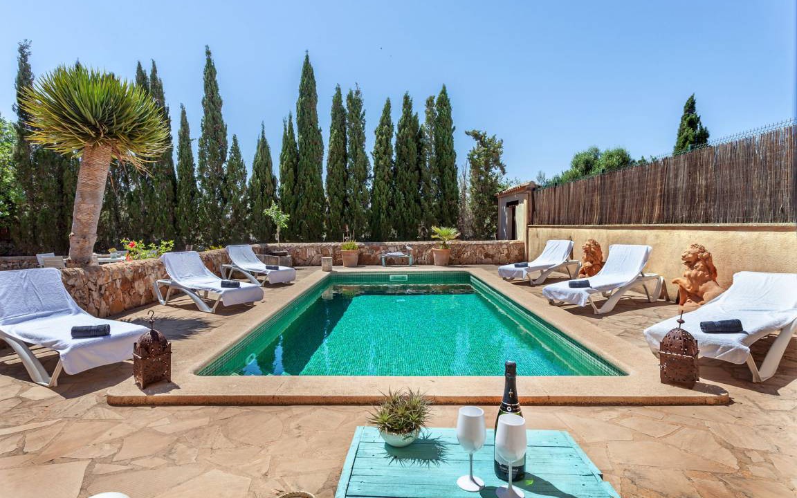 Es Llombards House | 280 m² House ∙ 4 bedrooms ∙ 8 guests