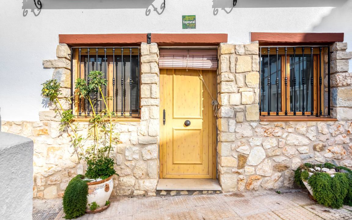 Orba House | 290 m² House ∙ 8 bedrooms ∙ 24 guests