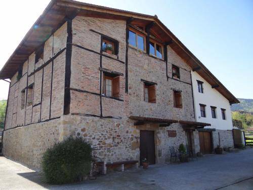 Segura House | 300 m² Farmhouse ∙ 6 bedrooms ∙ 16 guests