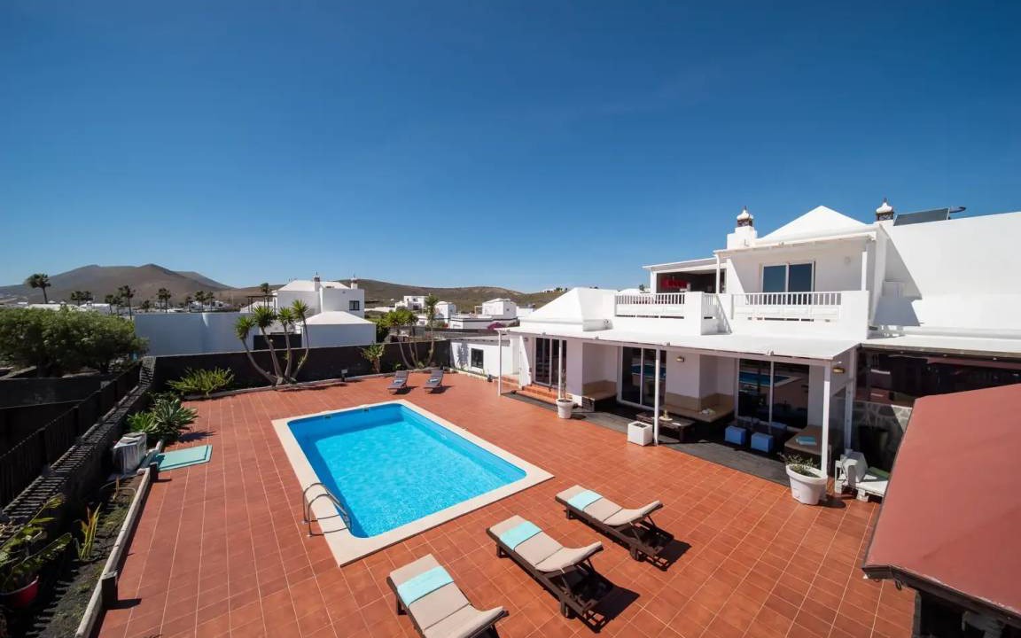 Conil House | 350 m² House ∙ 4 bedrooms ∙ 9 guests