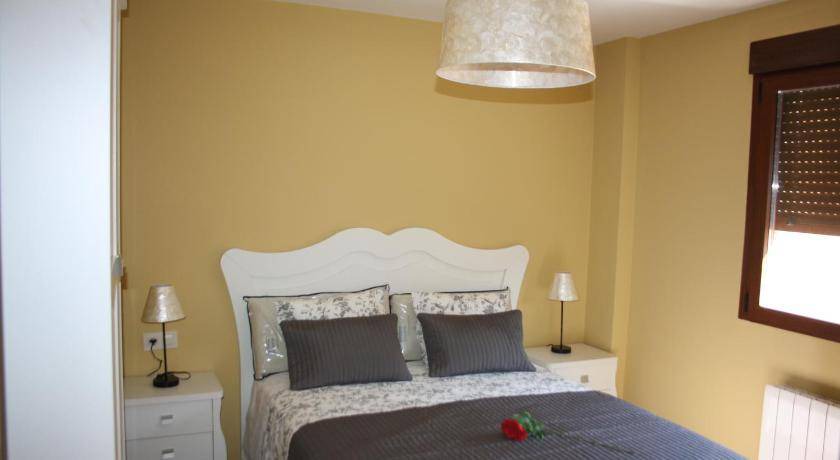 Las Mestas Apartment | 40 m² Apartment ∙ 5 guests