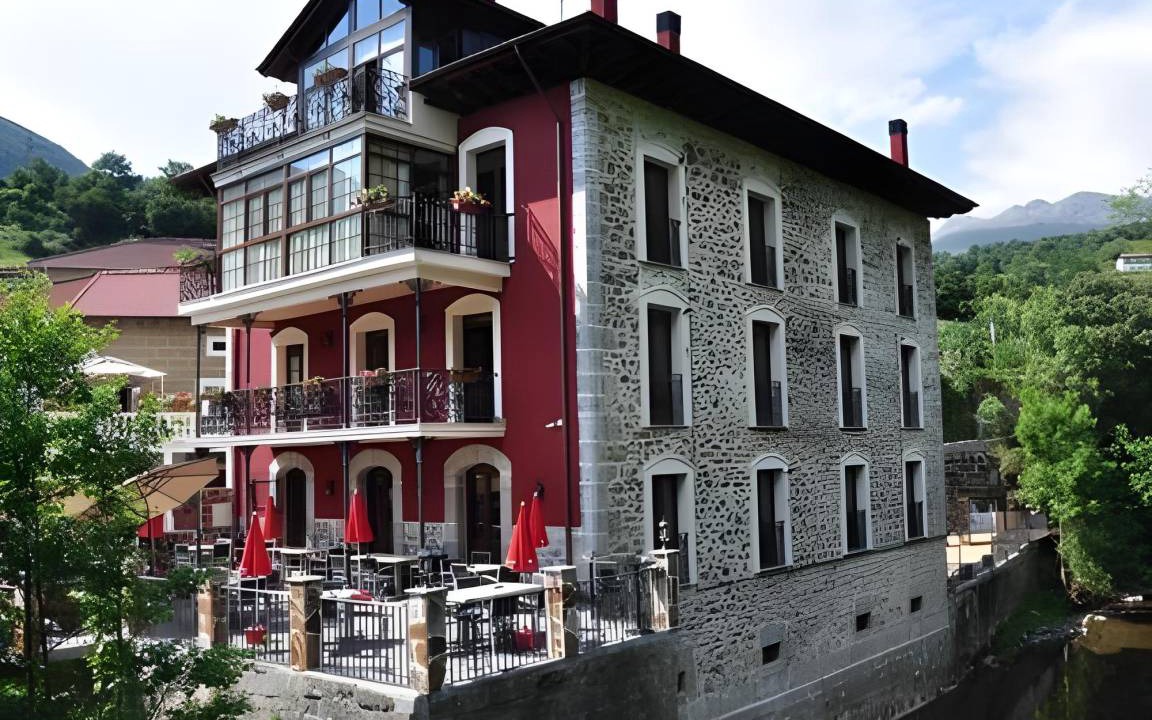 Regules House | 50 m² House ∙ 2 bedrooms ∙ 8 guests