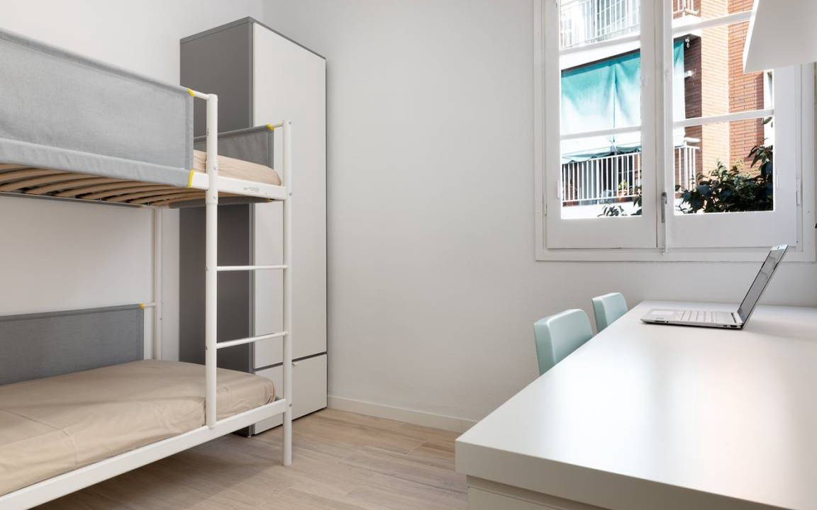 Sants-Badal Other | 588 m² Shared room ∙ 1 bedroom ∙ 2 guests
