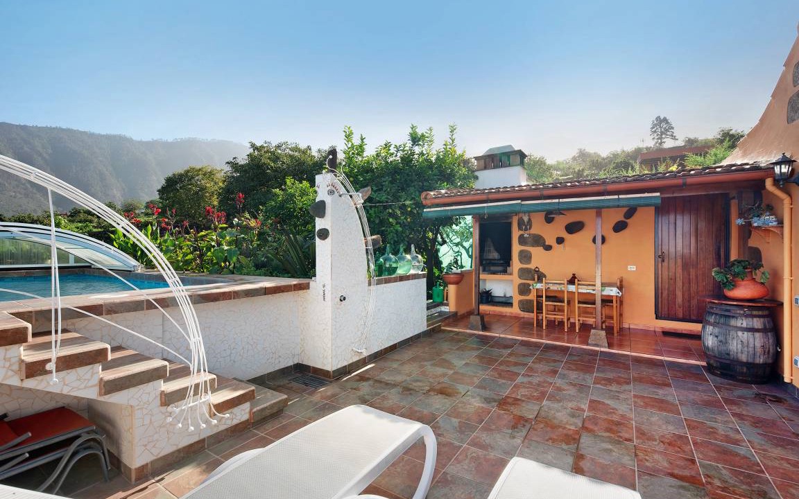 Montijos Ski Chalet | 60 m² Chalet ∙ 2 bedrooms ∙ 5 guests