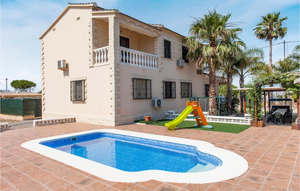 Cullera House | 7 Bedroom Awesome Home In Cullera