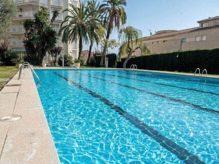Calella Apartment | 72 m² Apartment ∙ 2 bedrooms ∙ 4 guests