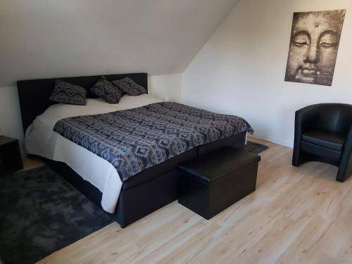 Region Hannover District Apartment | 74 m² Apartment ∙ 2 bedrooms ∙ 6 guests