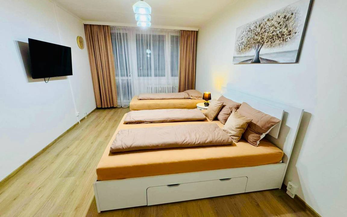 Prague 3 Apartment | 75 m² Apartment ∙ 2 bedrooms ∙ 6 guests