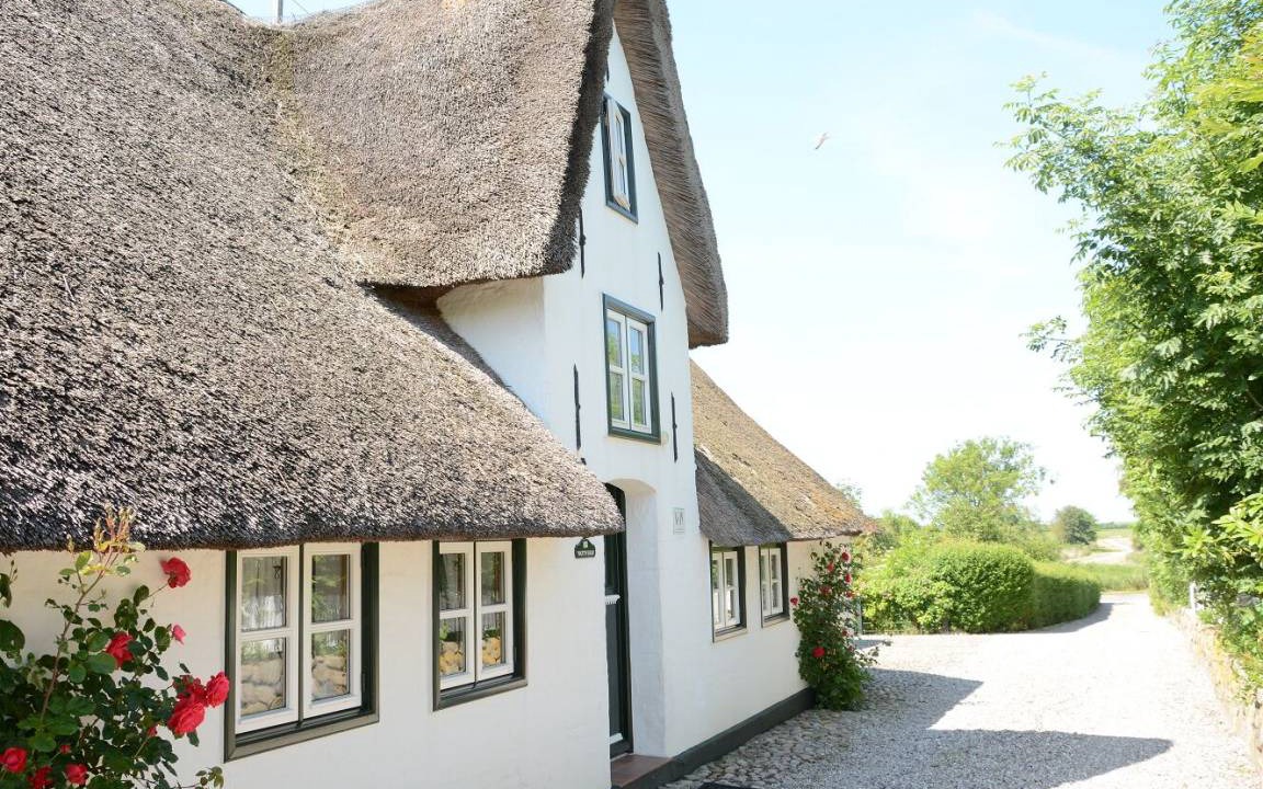 Midlum House | 80 m² House ∙ 2 bedrooms ∙ 3 guests