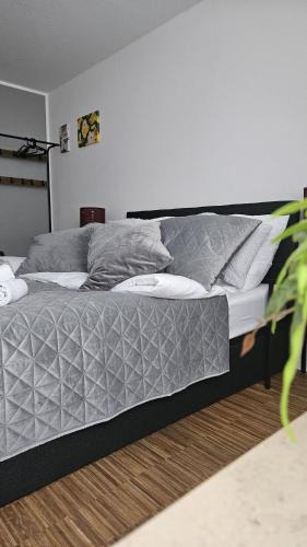 Vahrenwald Apartment | 80 m2 moderne und zentrale Wohnung in Hannover mit eigenem Parkplatz