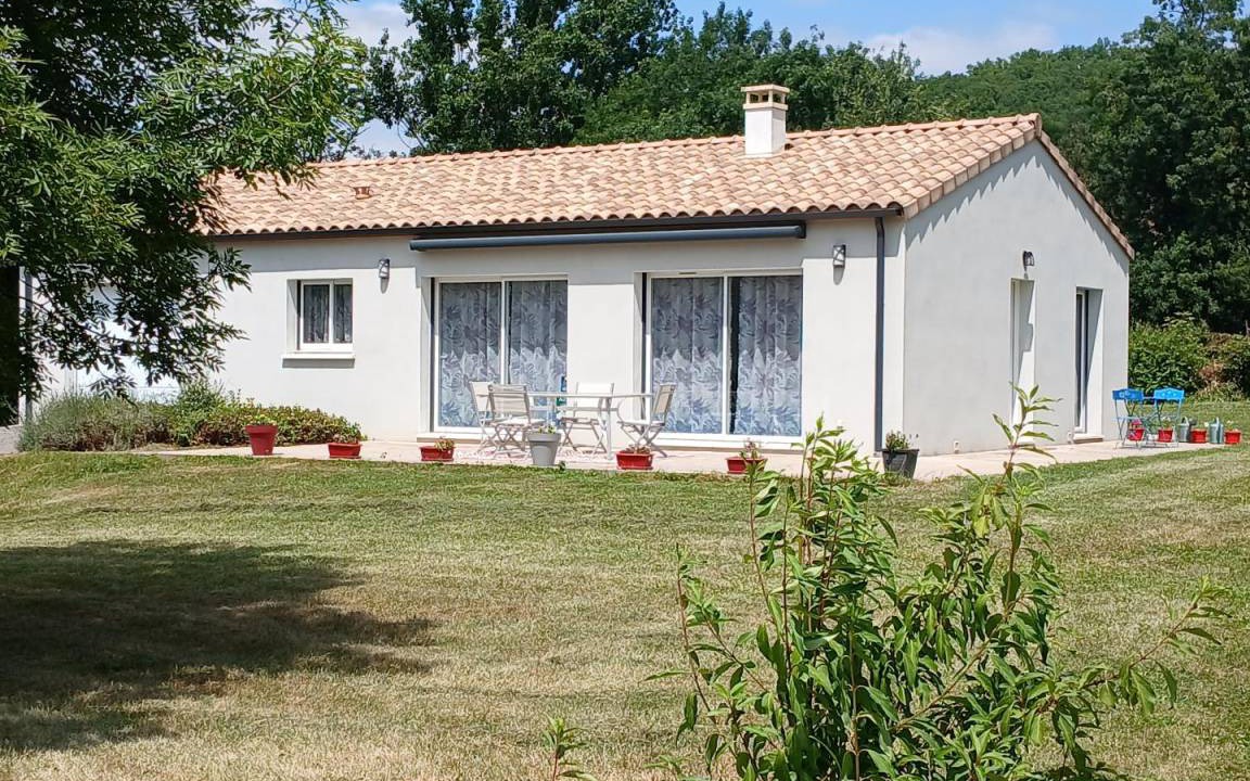 Sonnac-sur-l'Hers House | 93 m² Gîte ∙ 2 bedrooms ∙ 4 guests
