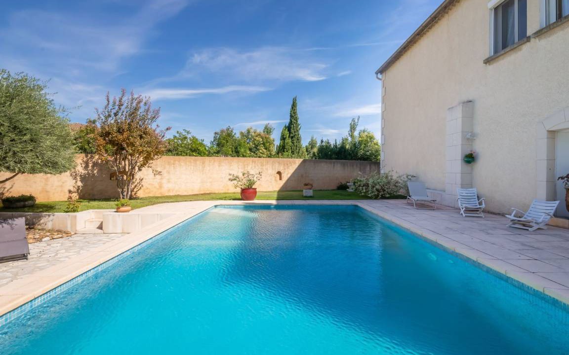 Noves House | 95 m² House ∙ 2 bedrooms ∙ 4 guests