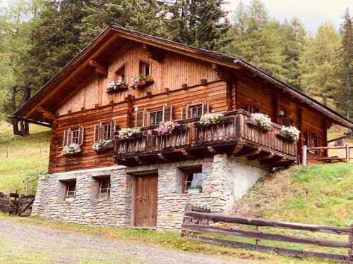 Heiligenblut House | Almhuette-Gipper