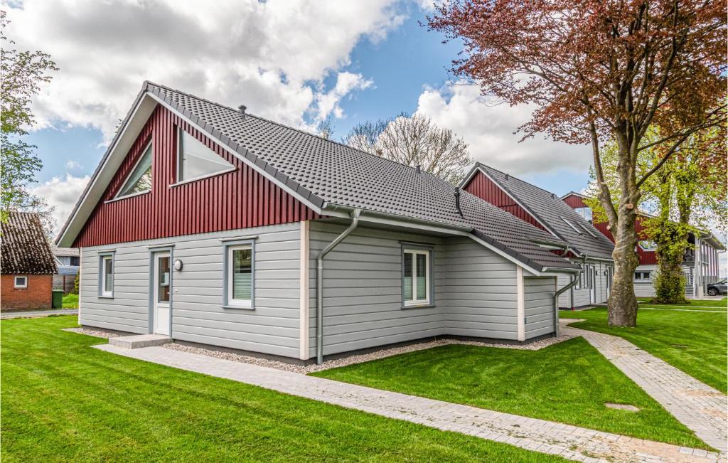 Langenhorn House | Amazing Home In Langenhorn With Wifi