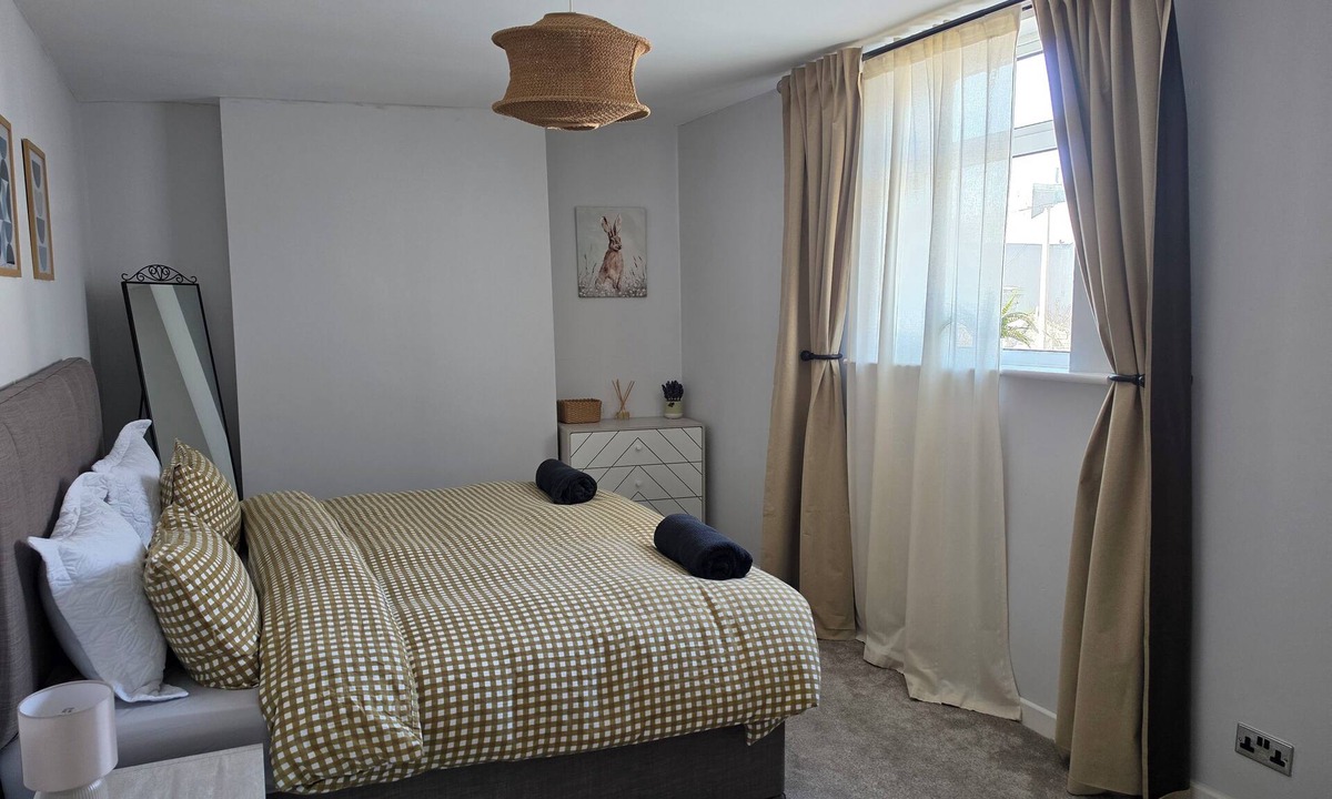 Stainburn House | Ample Town house nestled in the Lake District, Workington. Your home-from-home