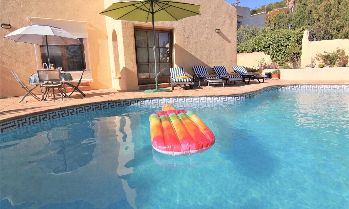 Casas de Torrat Villa | AMUCHOSOL-Piscina-Wifi y Parking Gratis.