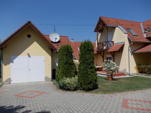 Lenti Apartment | Anna villa