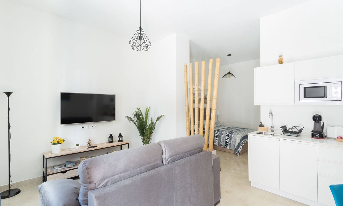 Alameda Apartment | Apartamento en la Alameda de Hércules. Ideal Para Parejas. Pet Friendly