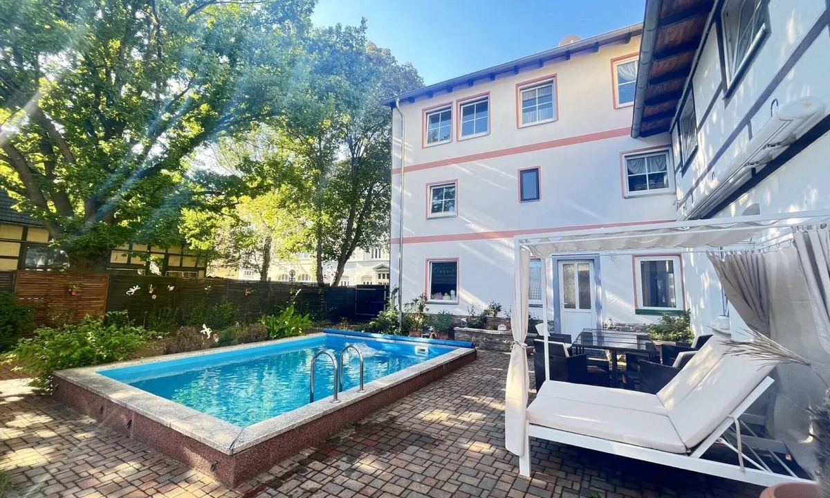 Ilversgehofen Apartment | Apartment 'Ferienwohnung Bernoth' with Shared Pool, Shared Garden and Wi-Fi