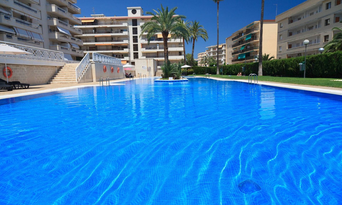 La Pineda Apartment | Apartment with Pool near the Beach UHC AQUAMARINA 290