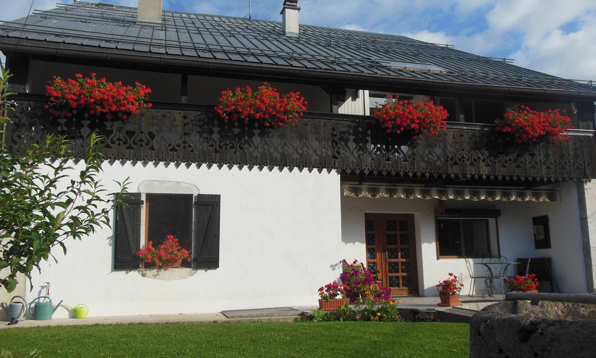 Mieussy House | Appart 4 to 6 pers - old farm 10 mn from the ski slopes and the village