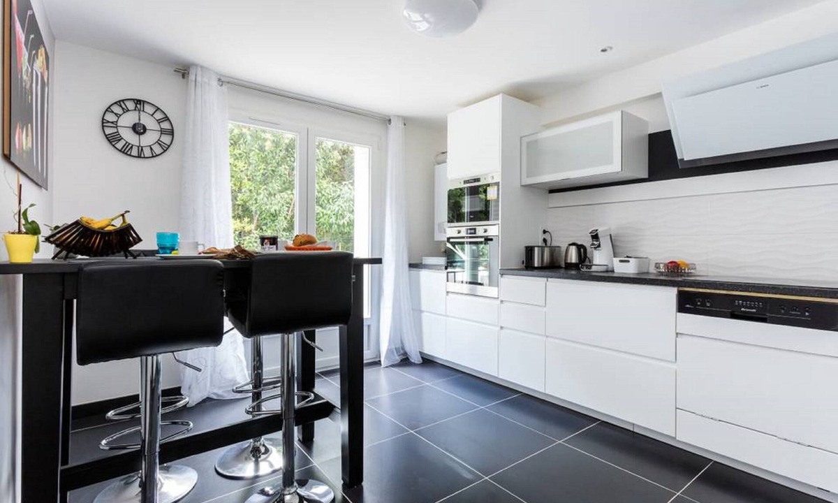 Les Aubes Apartment | Appart Hotel Spacious of 80 m2 near downtown