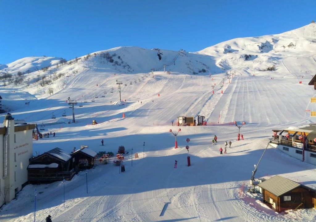 La Toussuire Apartment | Appartement traversant résidence chaput 2 - 2 pièces - 6 personnes - vue sur front de neige