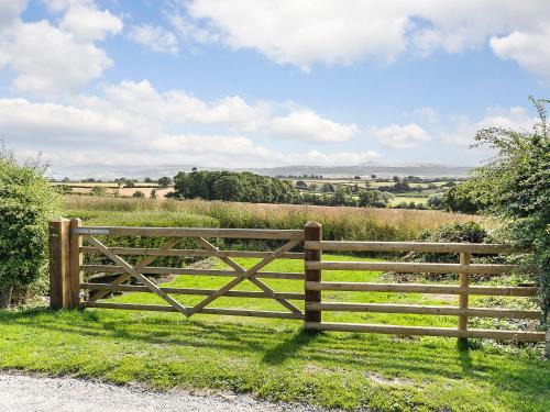 Craven Arms House | Apple Tree Lodge