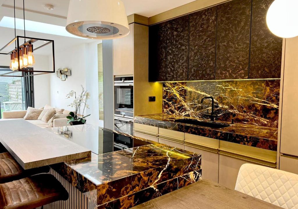 Littlehampton House | Architect Designed Town House Near Beach