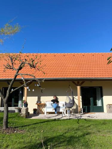 Etyek Bed & Breakfast | B&B by Mo