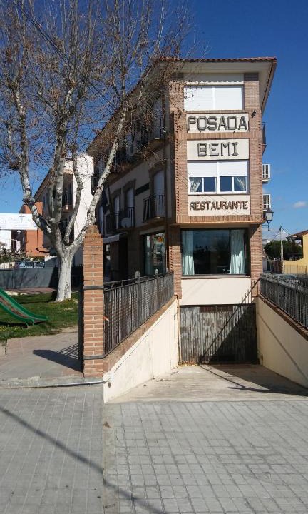 Almorox House | Bar Posada Bemi