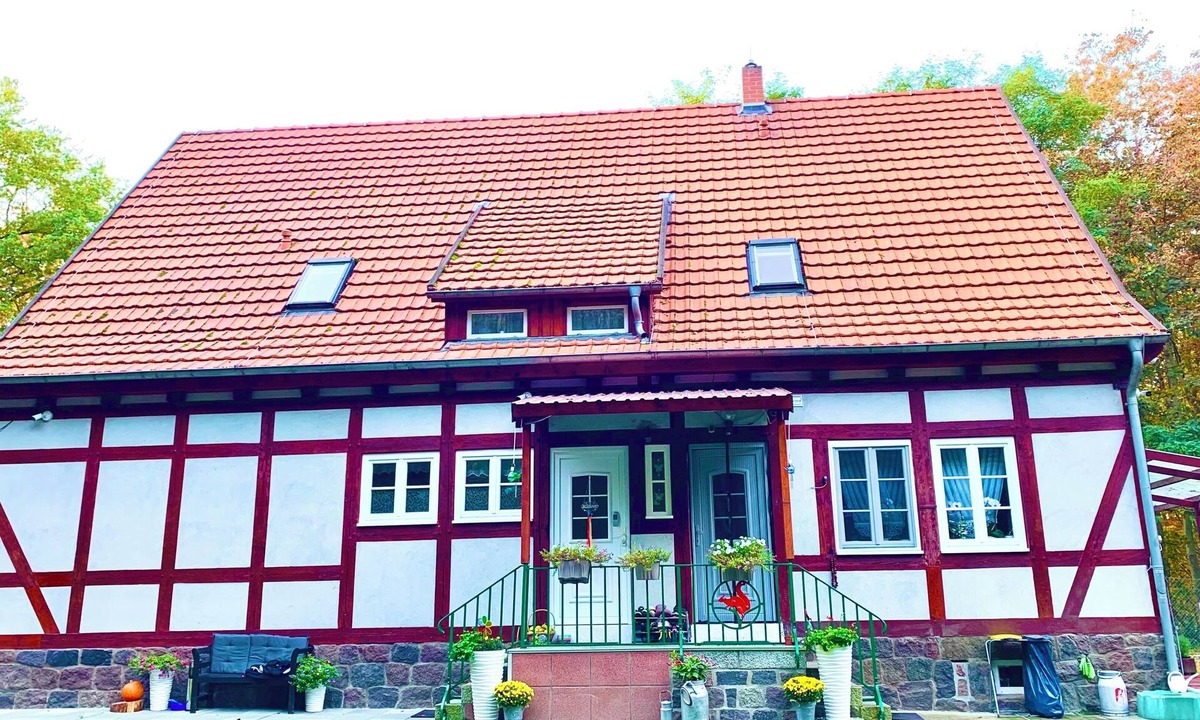 Kroeslin Apartment | Beautiful vacation apartment "Bella" in the forester's lodge