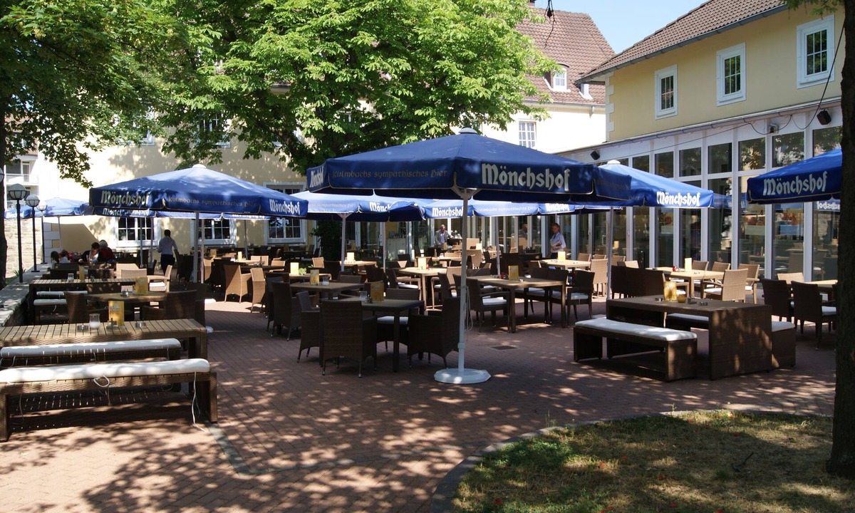 Wuelfel Hostel | Bed'nBudget Expo-Hostel Rooms