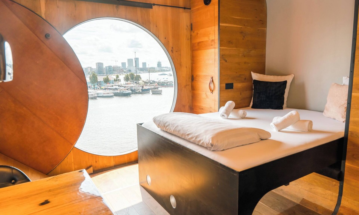 Amsterdam North Hotel | Botel